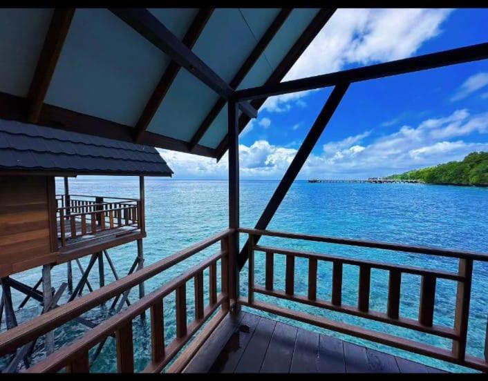 Maratua Dive Center And Lodge Maratua Island Exterior foto